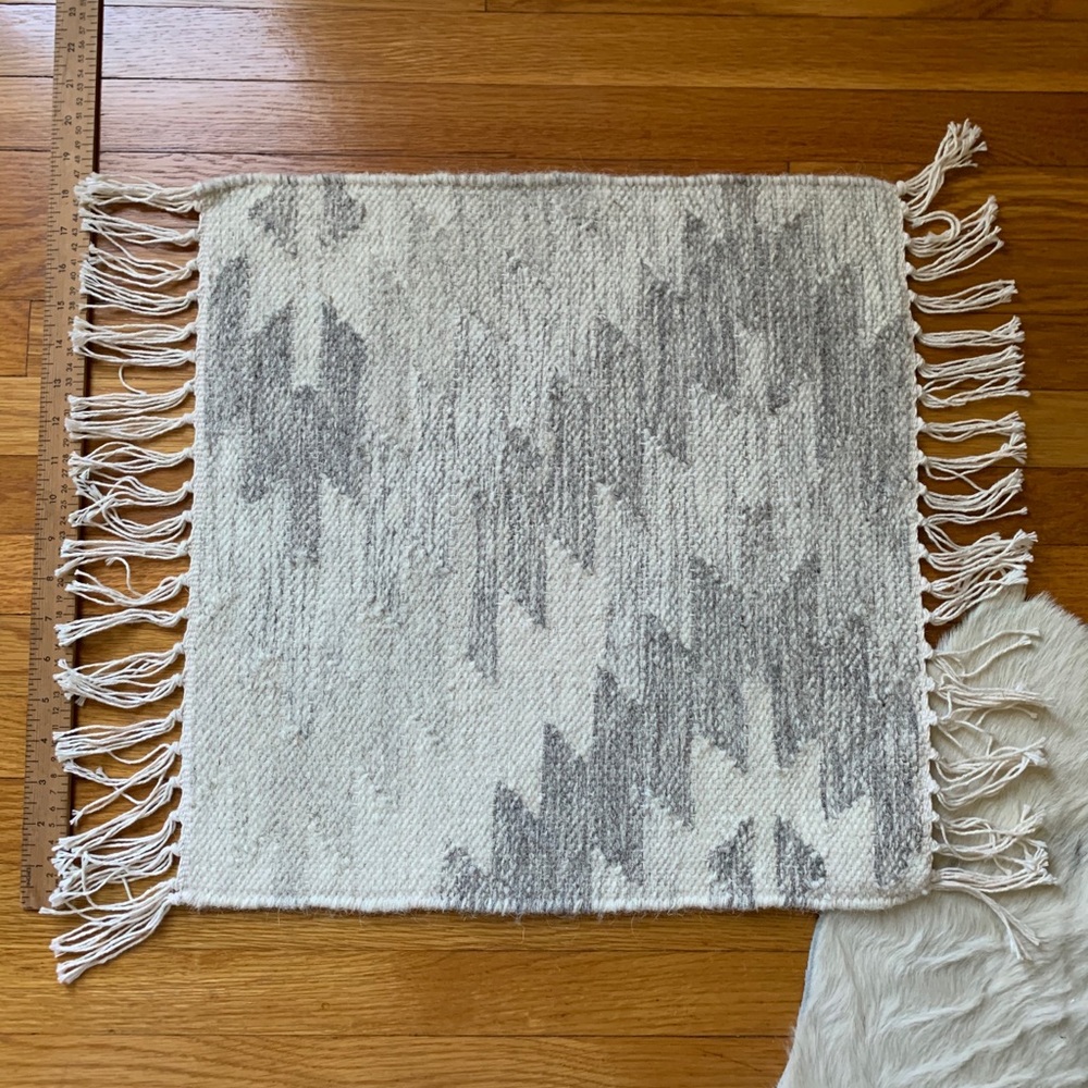 Pottery Barn Alston Kilim Rug Sample